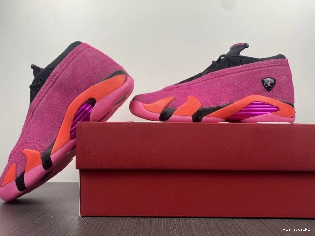 14 (W) Jordan Retro Low Pink Shocking DH4121-600 0911